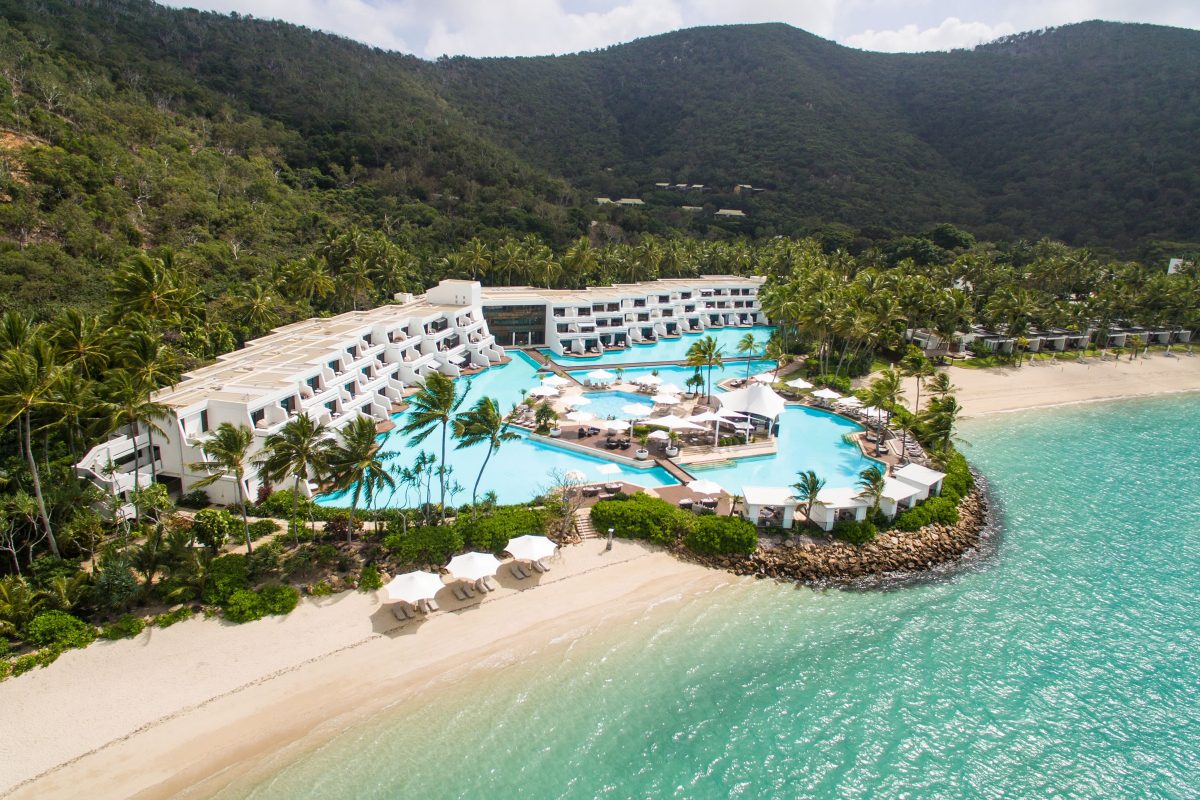 OneAndOnly_HaymanIsland_Aerial View_Island_mid