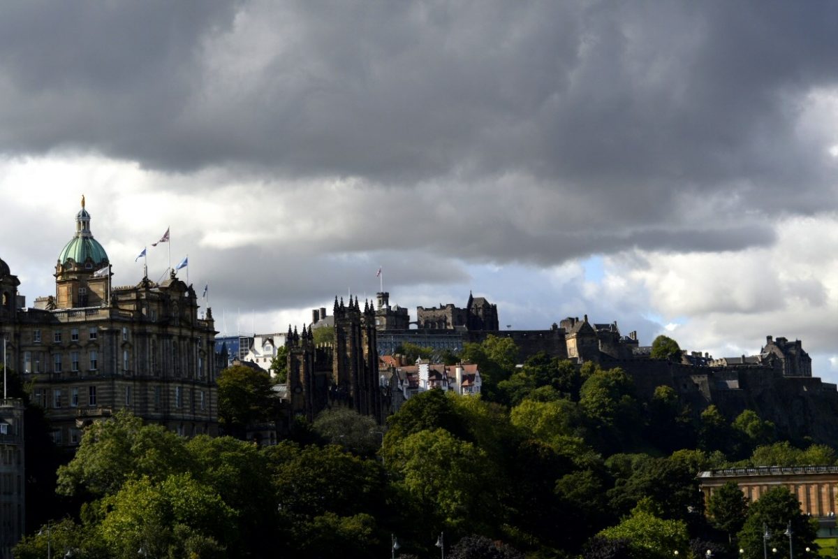 Edinburgh Skyline-CROP&SHRUNK