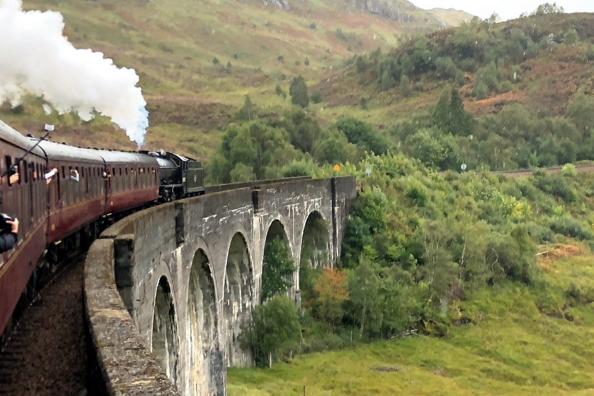 Hogwarts Express-CROP&SHRUNK